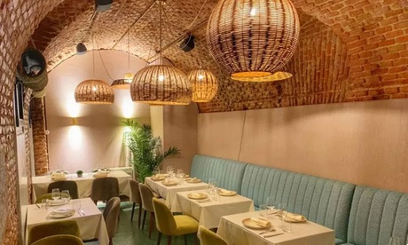 Cocina tradicional española para 2 personas en Restaurante Arrabal