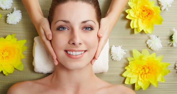 1 o 2 sesiones de exosomas con dermapen en rostro completo y limpieza facial; ahorra hasta un 67%