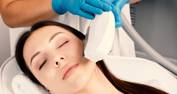 Hifu 7D Ultra-lifting en cara, papada y cuello con radiofrecuencia