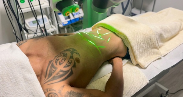 2 o 4 sesiones liposucción sin cirugía con Emerald Láser