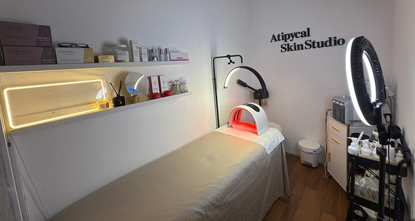 Limpieza facial con Glass skin, dermapen o cóctel Skin booster