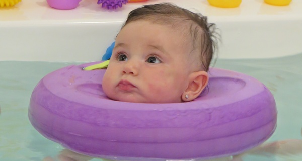 Spa para bebé con sesión de hidroterapia y opción a masaje