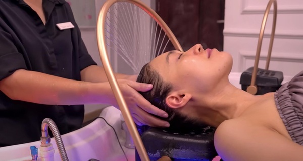 Ritual sensorial de lujo a elegir: head spa, bebida y bombones para 1