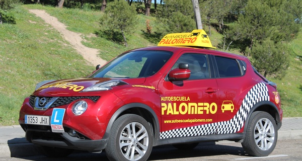 Curso carné de coche B con teórico, libros y 6 o 12 prácticas desde 24,9 € en Autoescuela Palomero