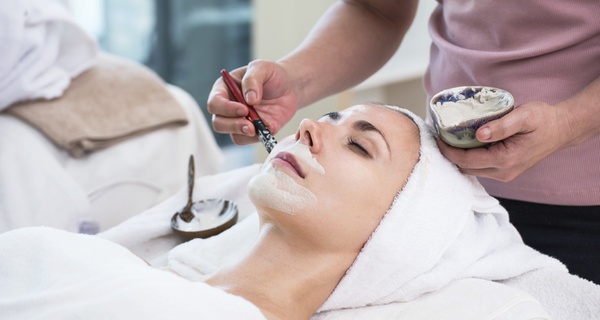 Limpieza facial 10 pasos con radiofrecuencia y tratamiento a elegir