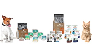 Almo Nature 12 kg e 24 confezioni di alimenti per cani e gatti