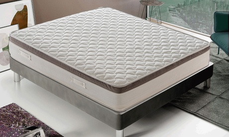 Materasso con 1600 molle e memory