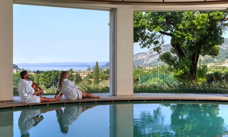 Garda: soggiorno in hotel 4* con colazione o mezza pensione e Spa