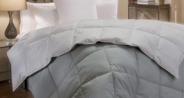 Piumino invernale in vera piuma d'oca bicolore, disponibile in 3 dimensioni e vari colori