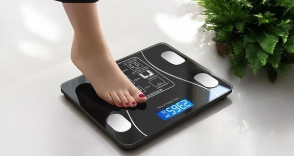 Bilancia pesapersone Bluetooth, con app monitoraggio completo