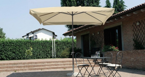 Ombrellone da giardino con palo centrale di Bakaji, disponibile in 2 colori, con spedizione gratuita