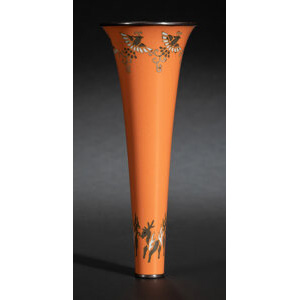 A Japanese Salmon-Ground Cloisonné Enamel Vase, Meiji period Marks: Ando Jubei mark