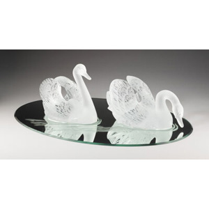 Lalique Cygne Tête Droite and Cygne Tête Penchée Swan Figures with Mirror Base, post-1945
