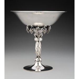 A Georg Jensen No. 264B Silver Grape Motif Compote, Copenhagen, Denmark, 1945-1977 Designed by Georg Jensen