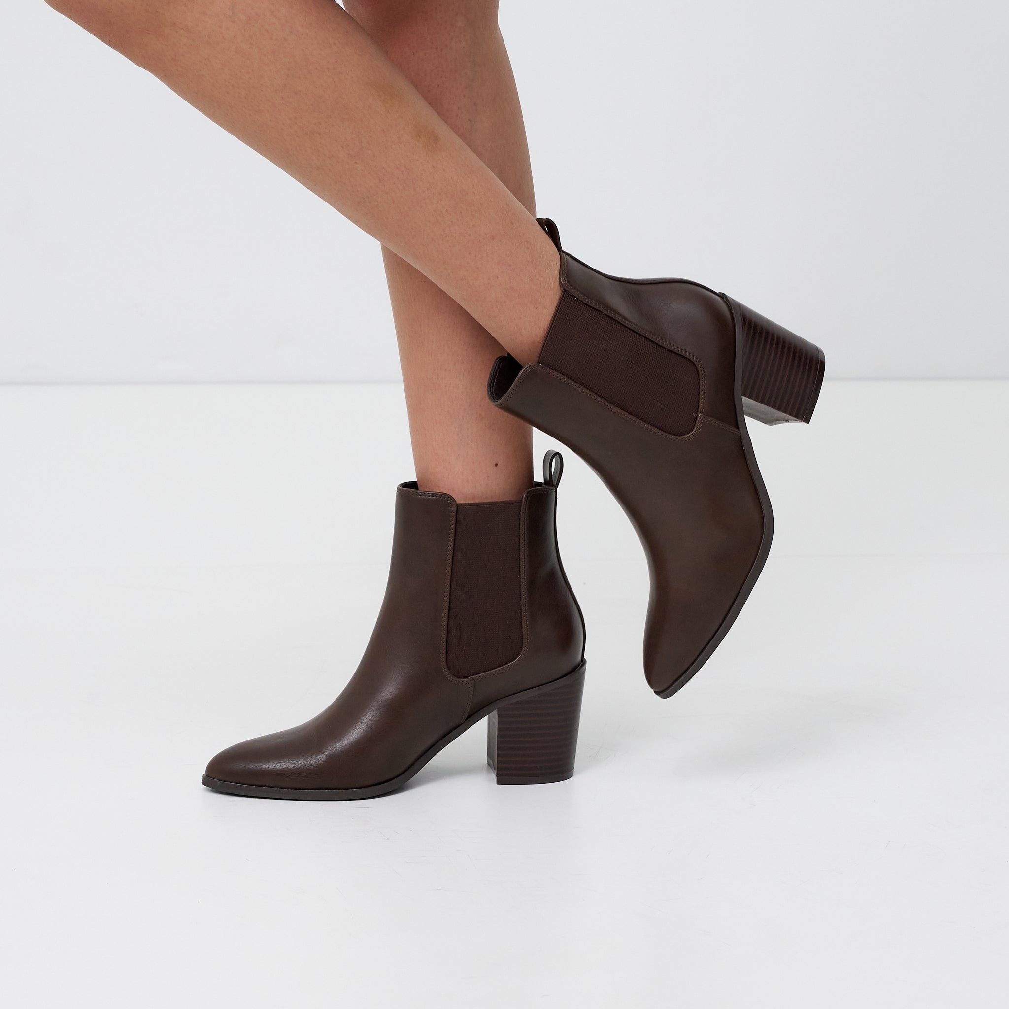Sakura Jaded Women's Chelsea Ankle Boots
