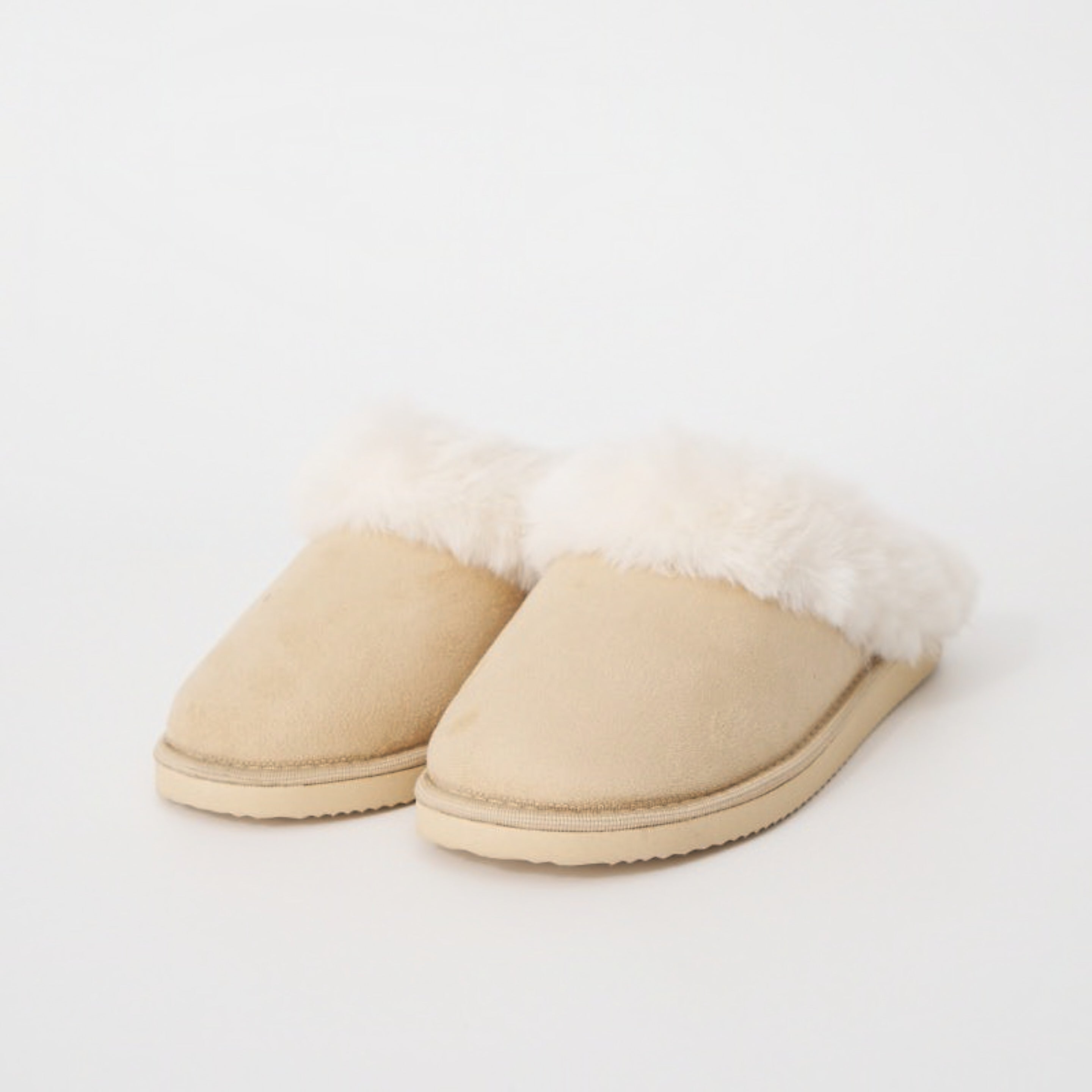 Number One Shoes Cozy Scuffs