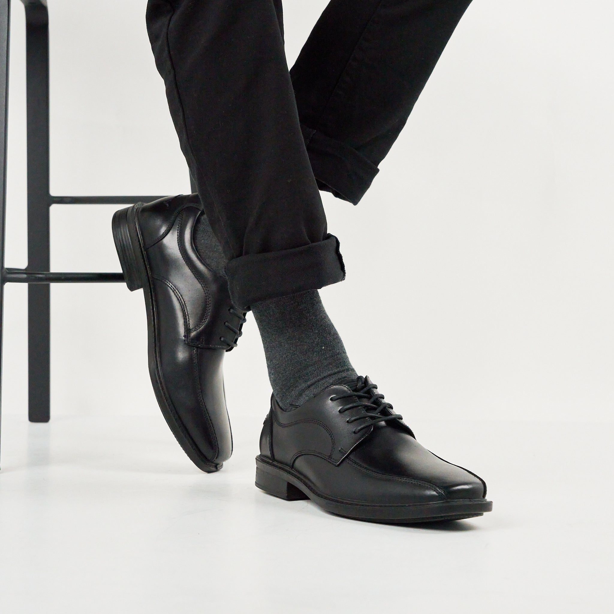 Hush Puppies Harvey II Leather Wide Fit Men's Dress Shoes