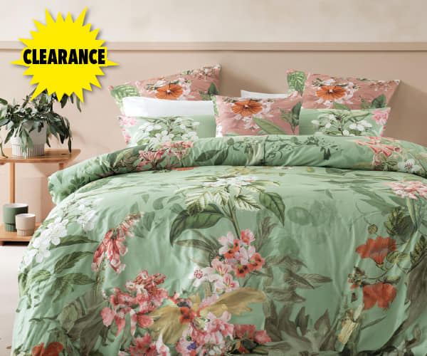 Savona 'Florabella' Queen Duvet Cover Set