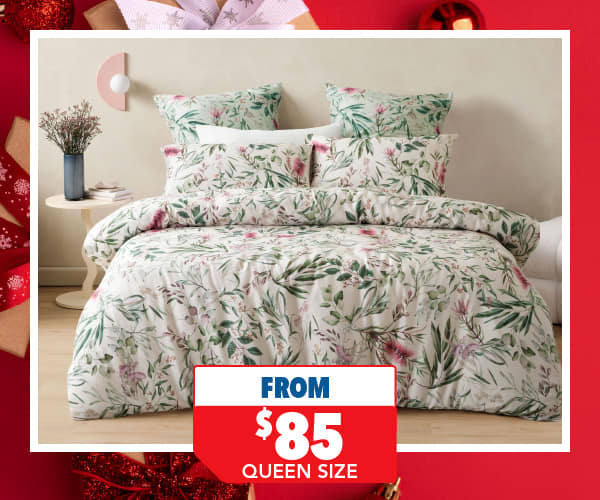 Lowen Berry Duvet Cover Set by Savona