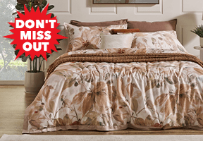 [L'Avenue Lifestyle 'Freesia' Sateen Quilt Cover Set - Queen<sup>‡</sup>]