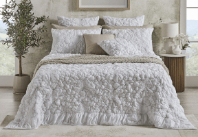 ['Magnolia' Quilted White Quilt Cover Set^ - Queen]