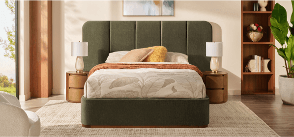 ['Gladesville' Curved Queen Bed]