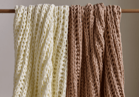 [L'Avenue Luxury 'Aria' Chunky Throw - Frappe]