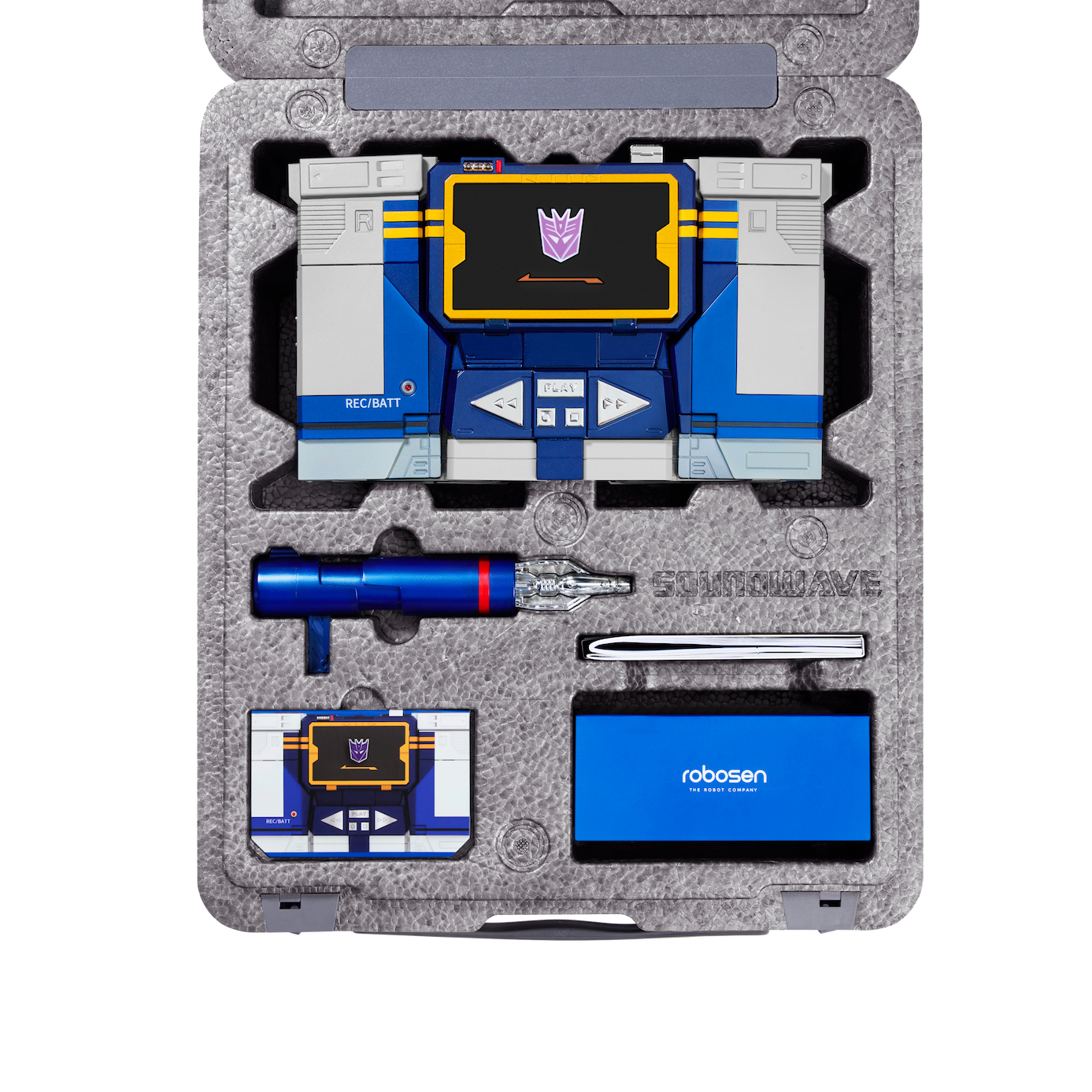 Transformers G1 Flagship Soundwave Auto-Converting Robot by Robosen