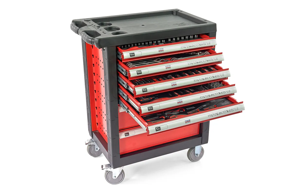 HBM gevulde gereedschapswagen 196-delig, rood