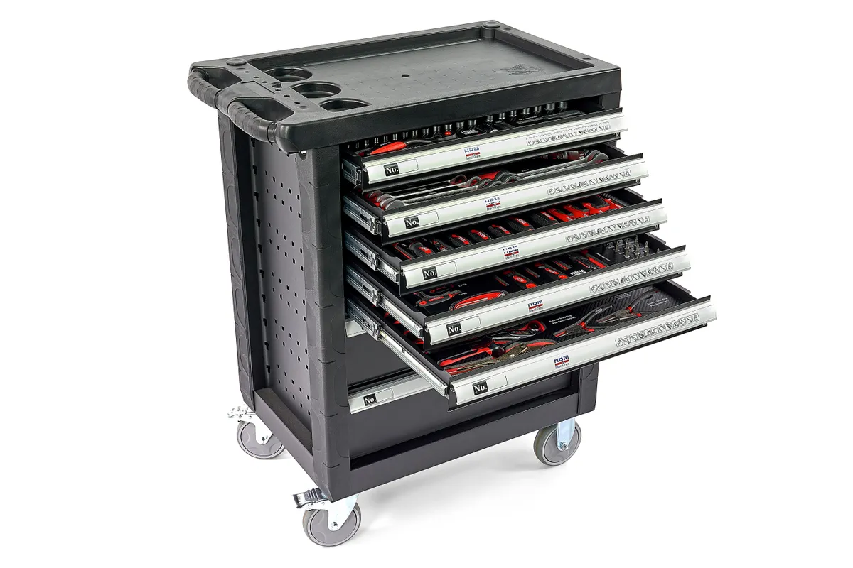 HBM gevulde gereedschapswagen 196-delig, zwart