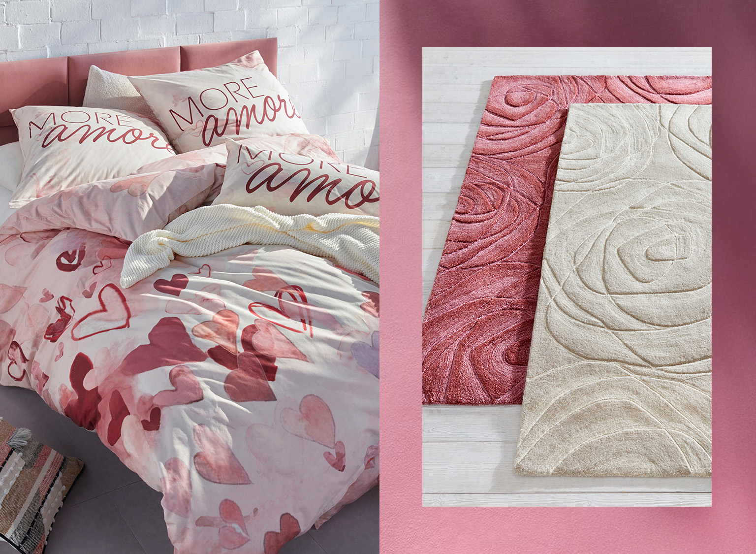 Ein Bett mit rosa Herz-Motiv-Bettwäsche und Kissen mit Schriftzug 'More amor'. Daneben zwei Teppiche in Rosa und Beige mit floralem, erhabenem Muster.