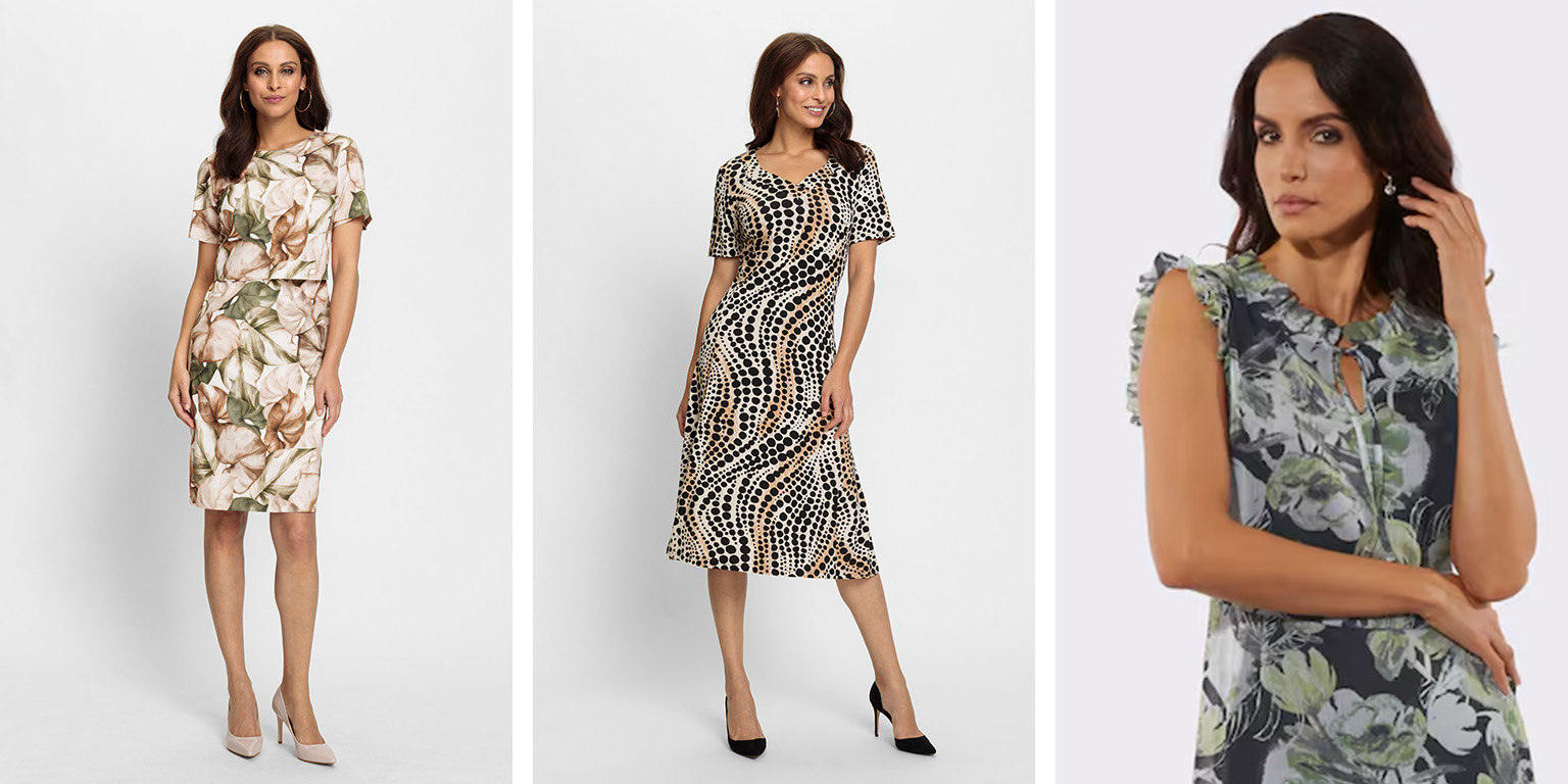  Drei Models präsentieren verschiedene Kleider vor neutralem Hintergrund. Links ein knielanges Kleid mit floralem Muster in Beige- und Grüntönen, Mitte ein knielanges Kleid mit schwarz-beigem Punktmuster, rechts ein ärmelloses Kleid mit floralem Muster in Grau- und Grüntönen. 
