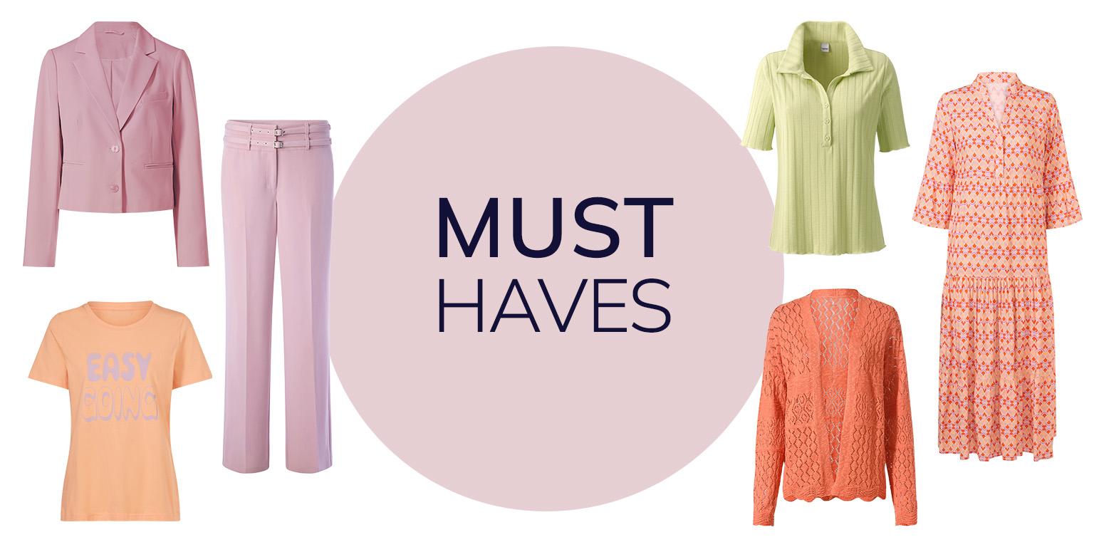 Sechs Kleidungsstücke in Pastell- und Korallfarben, daneben ein Kreis mit dem Text 'MUST HAVES'. Text im Bild: 'EASY GOING', 'MUST HAVES'