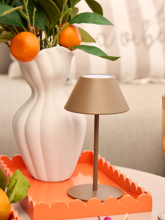 Ladattavat valaisimet