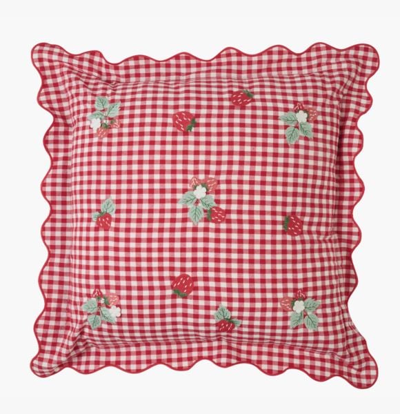 Berrylicious koristetyyny punainen