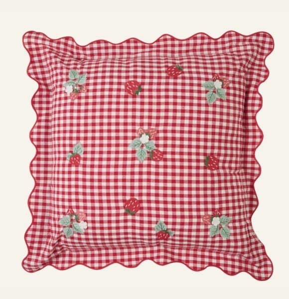 Berrylicious koristetyyny punainen