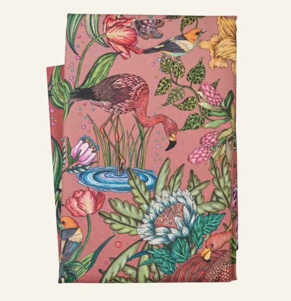 NW Tropical loveland vahakangas roosa