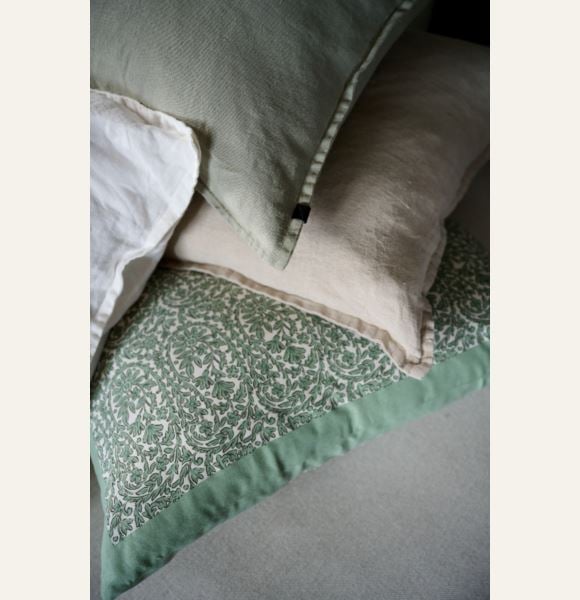 Alma koristetyynynpäällinen vihreä