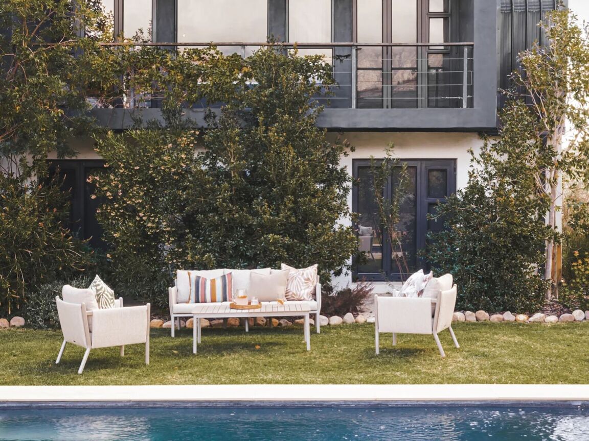 Promenade Outdoor Sofa Set