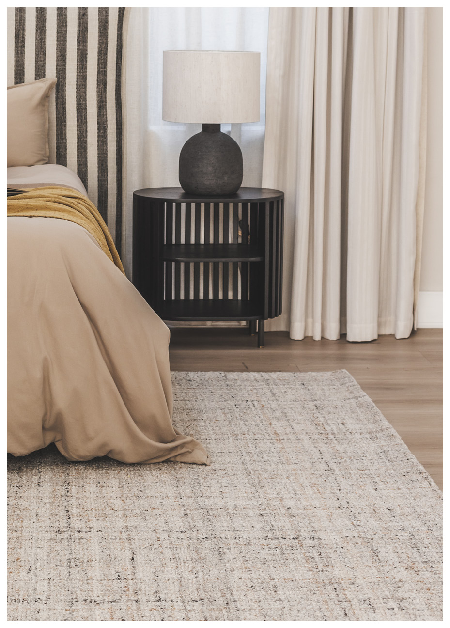 Couture Rug in Linen