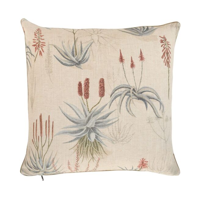 Queens Candelabra Scatter in Horizon