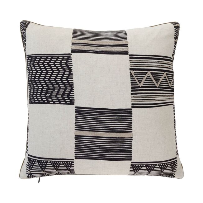 Mbali Scatter in Sand