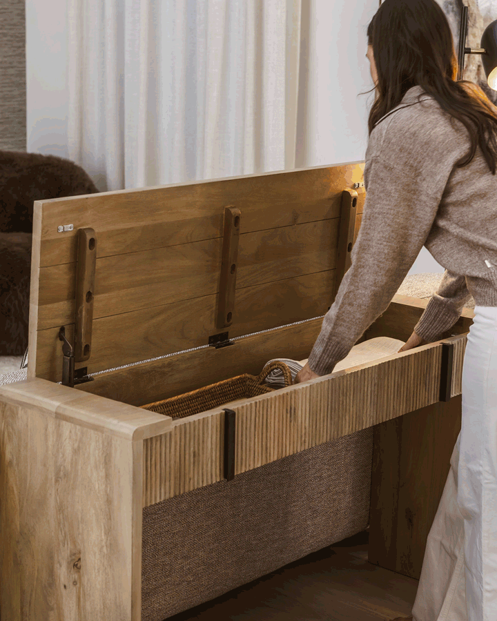 Montauk Console in Vintage