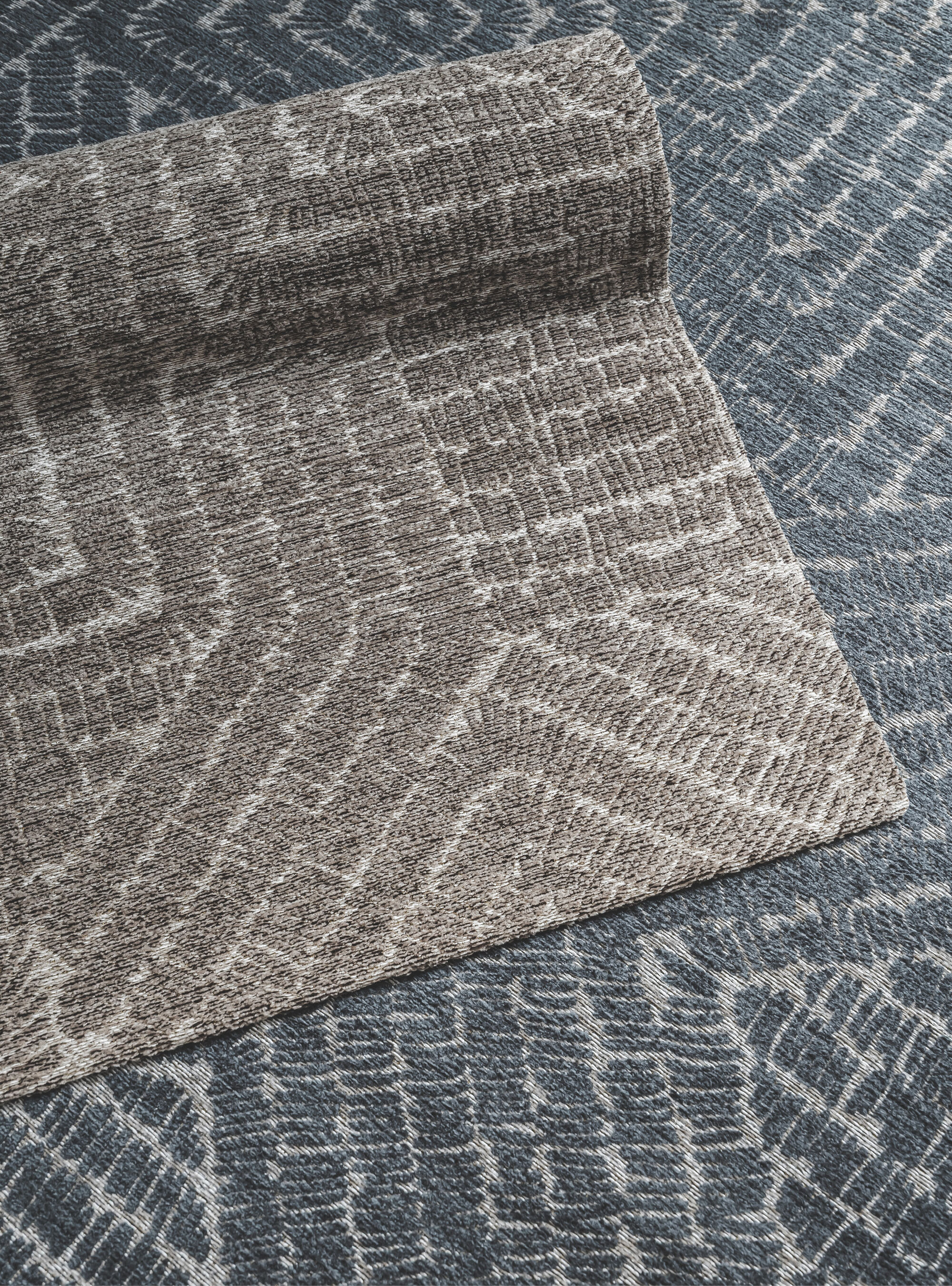 Arcadia Rug in Slate