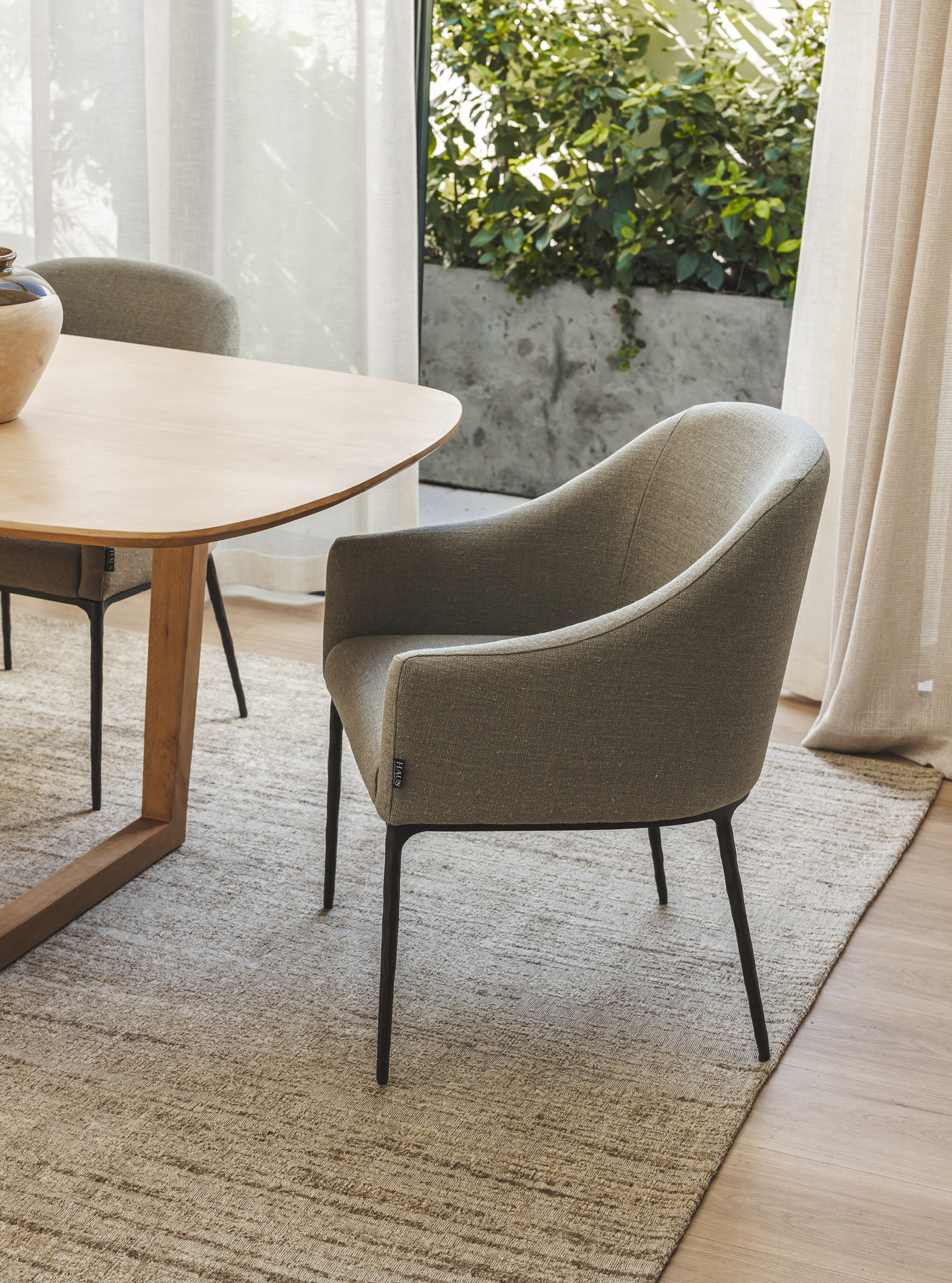 Chapel Dining Chair