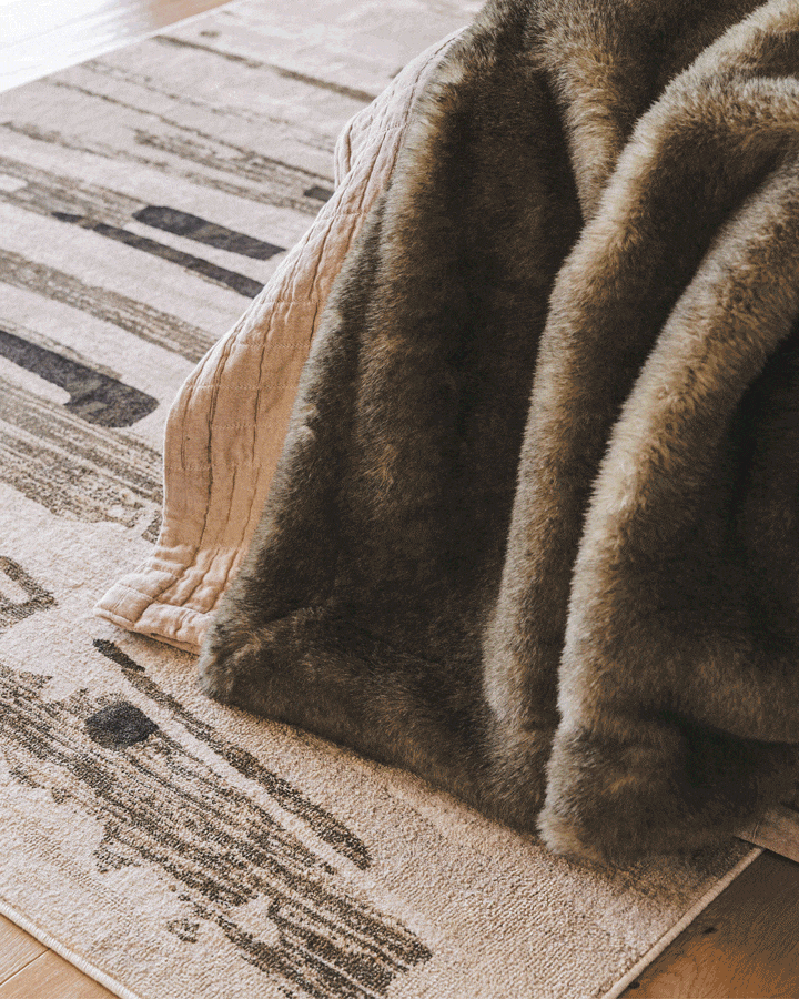 Afterglow Rug in Hunter