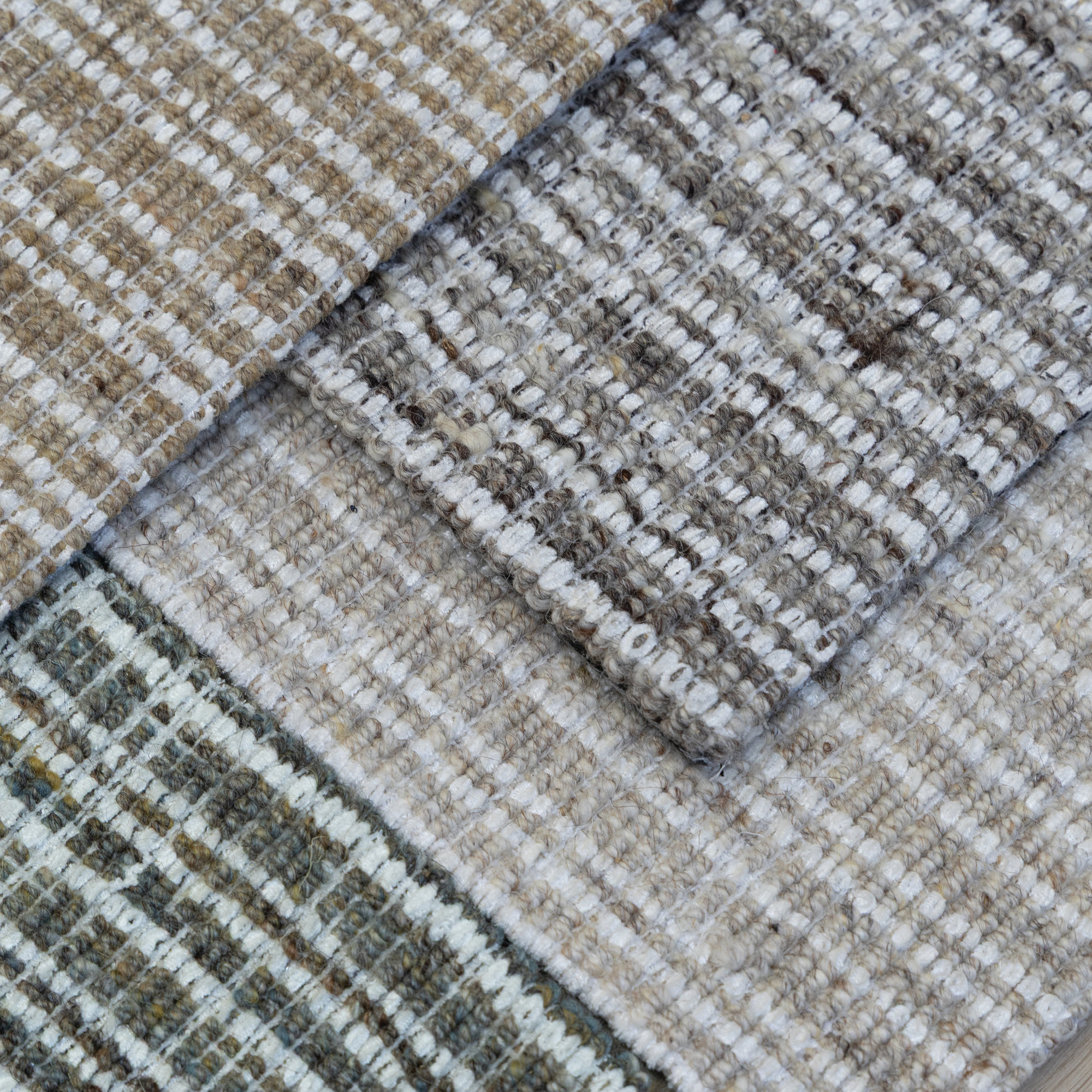 Harlem Rug in Gravel