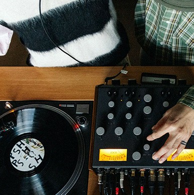 Holiday Season Deal Kachel 2