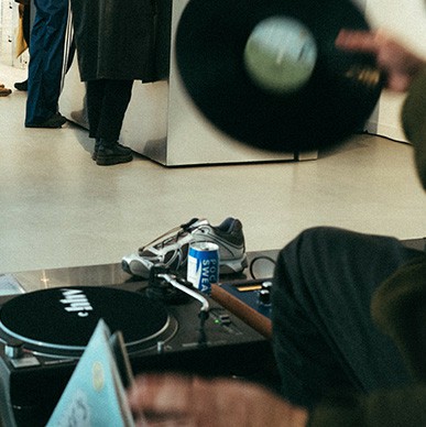 Spring Deal Kachel 15