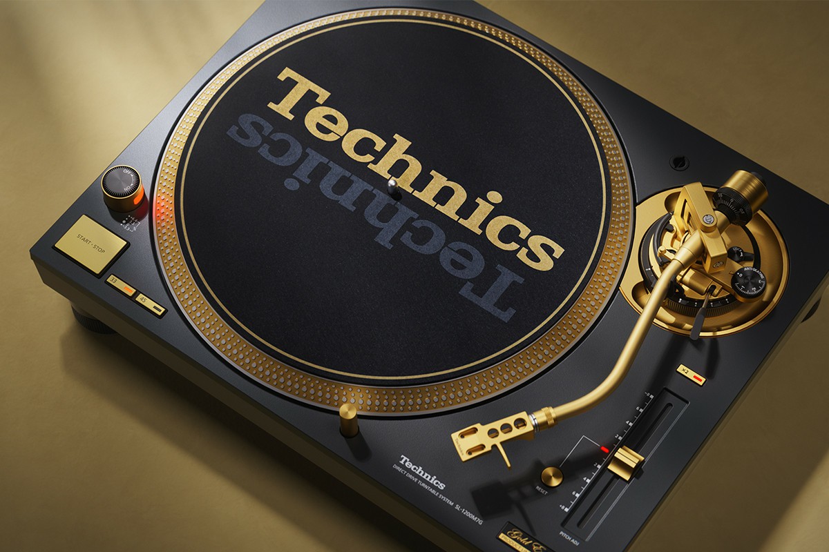 Technics SL-1200M7 55th Anniversary Series